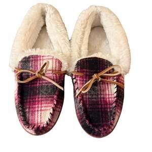 Sonoma Women's Plaid Faux Sherpa Moccasin Slippers size 7
